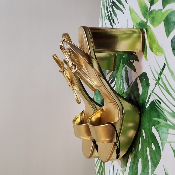 NWT ZARA GOLD LEATHER PLATFORM HIGH HEELED SANDAL, SIZE 10 - Picture 13 of 16